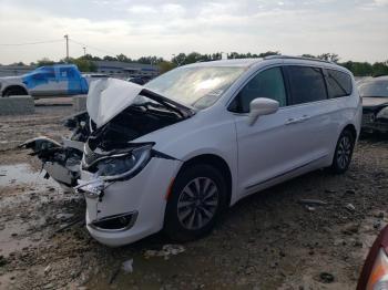  Salvage Chrysler Pacifica