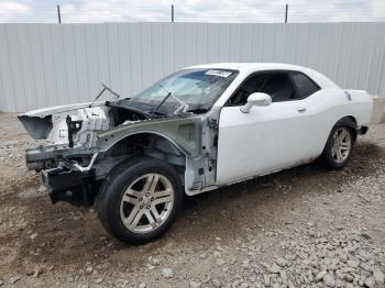  Salvage Dodge Challenger