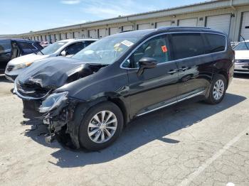  Salvage Chrysler Pacifica