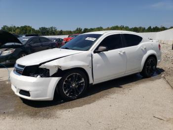  Salvage Dodge Avenger