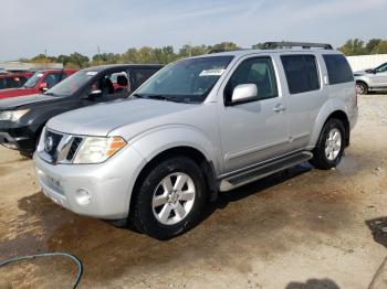  Salvage Nissan Pathfinder