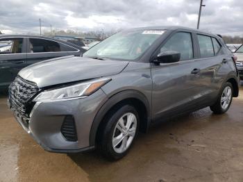  Salvage Nissan Kicks