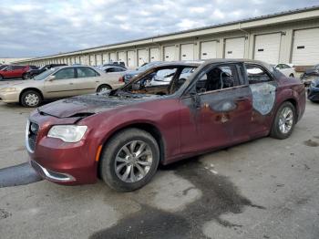  Salvage Chrysler 300