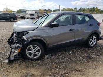  Salvage Nissan Kicks