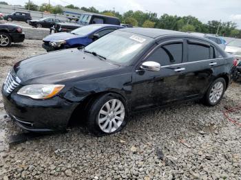  Salvage Chrysler 200