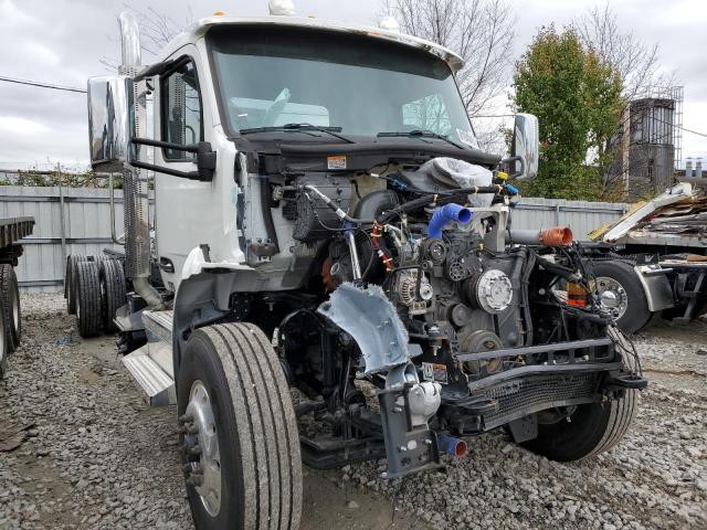  Salvage Peterbilt 548