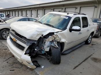  Salvage Chevrolet Avalanche