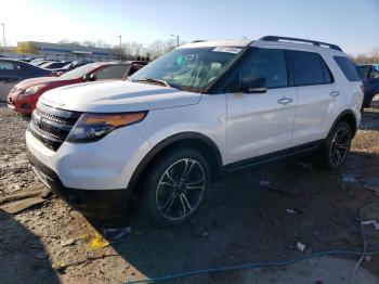  Salvage Ford Explorer