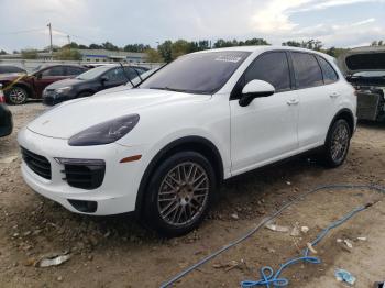  Salvage Porsche Cayenne