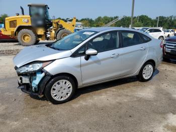  Salvage Ford Fiesta