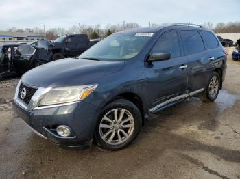  Salvage Nissan Pathfinder