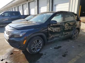  Salvage Kia Seltos