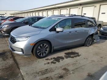  Salvage Honda Odyssey