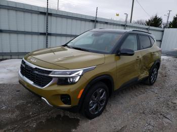  Salvage Kia Seltos