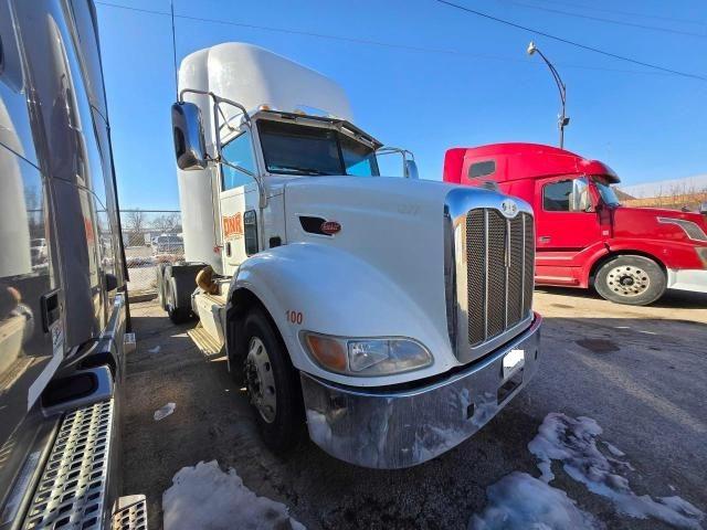  Salvage Peterbilt 384