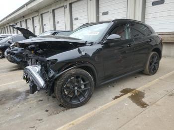  Salvage Alfa Romeo Stelvio