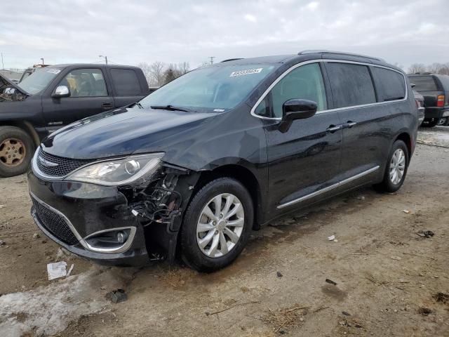  Salvage Chrysler Pacifica