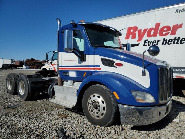  Salvage Peterbilt 579