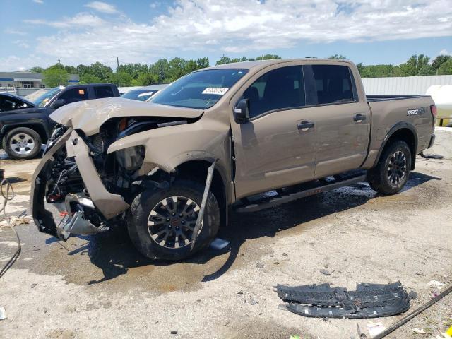  Salvage Nissan Titan