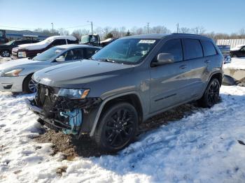  Salvage Jeep Grand Cherokee