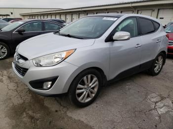  Salvage Hyundai TUCSON