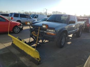  Salvage Chevrolet S-10