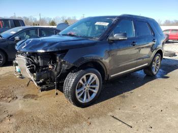  Salvage Ford Explorer