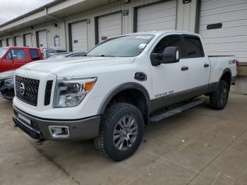  Salvage Nissan Titan