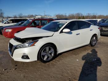  Salvage Nissan Altima