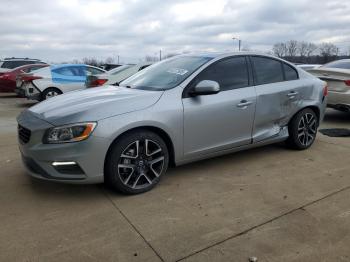  Salvage Volvo S60