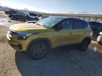  Salvage Kia Seltos