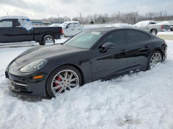  Salvage Porsche Panamera