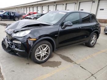  Salvage Porsche Cayenne