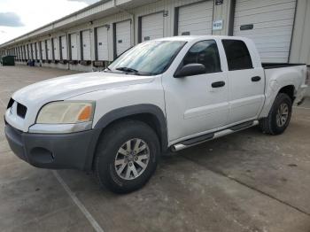  Salvage Mitsubishi Raider