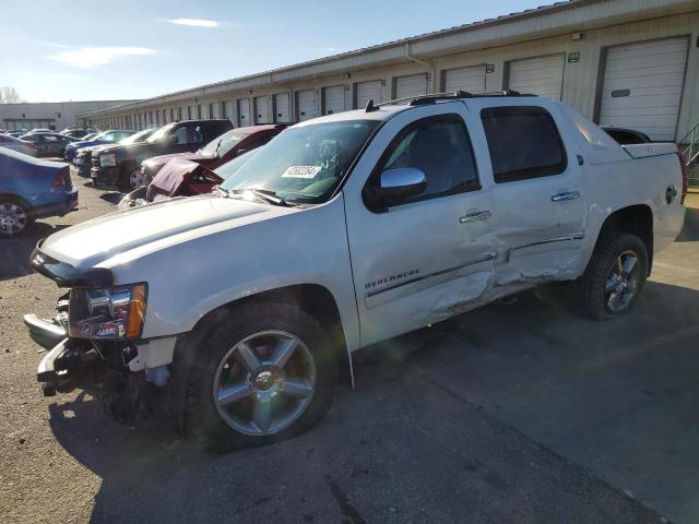  Salvage Chevrolet Avalanche