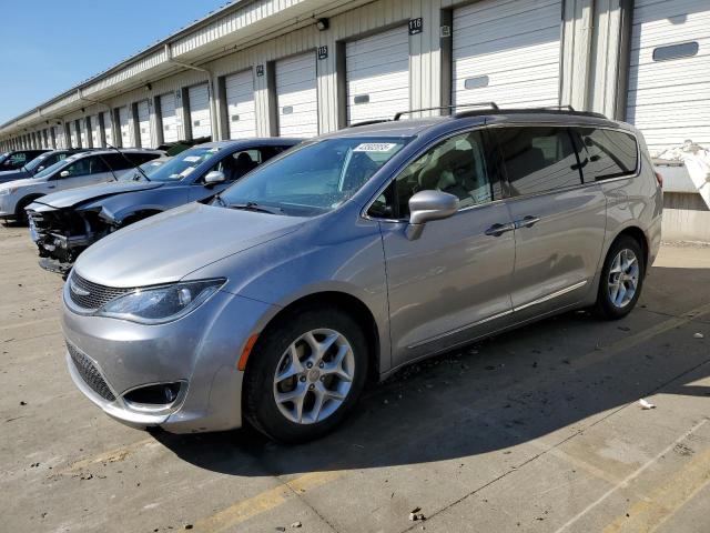  Salvage Chrysler Pacifica