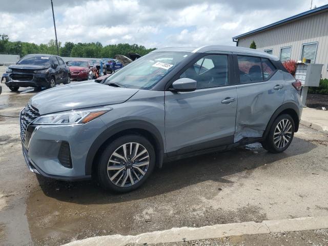  Salvage Nissan Kicks