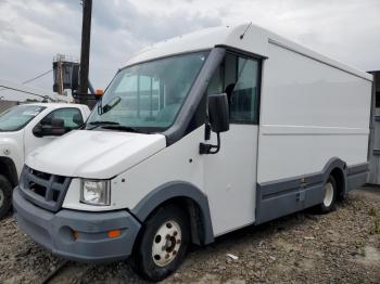  Salvage Isuzu Npr