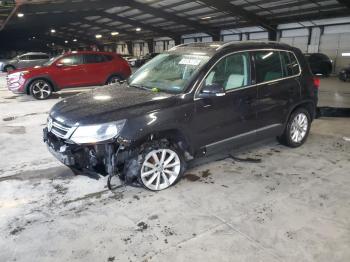  Salvage Volkswagen Tiguan