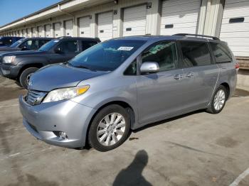  Salvage Toyota Sienna