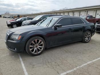  Salvage Chrysler 300