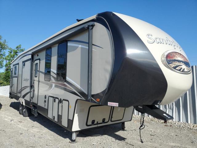  Salvage Frrv Trvltrlr