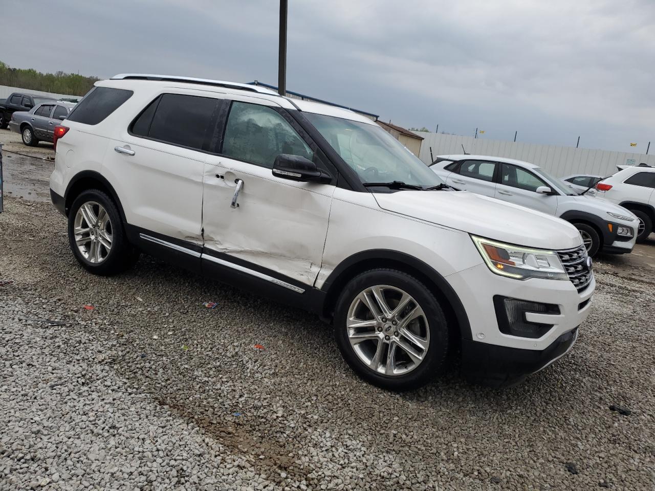 Ford Explorer Limited Image 6