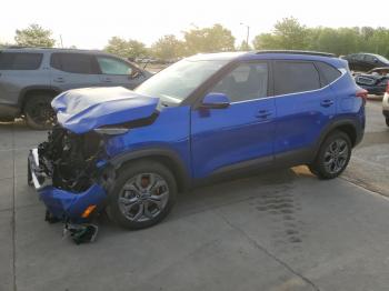  Salvage Kia Seltos