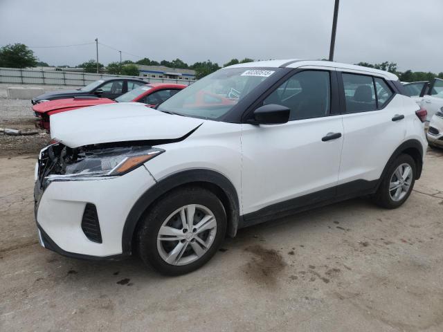  Salvage Nissan Kicks