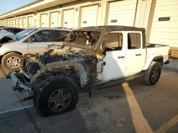  Salvage Jeep Gladiator