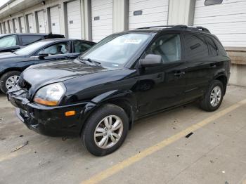  Salvage Hyundai TUCSON