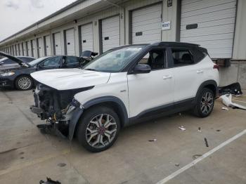  Salvage Kia Seltos