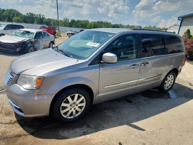  Salvage Chrysler Minivan