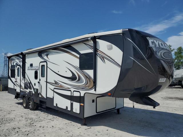  Salvage Cycl 5th Wheel